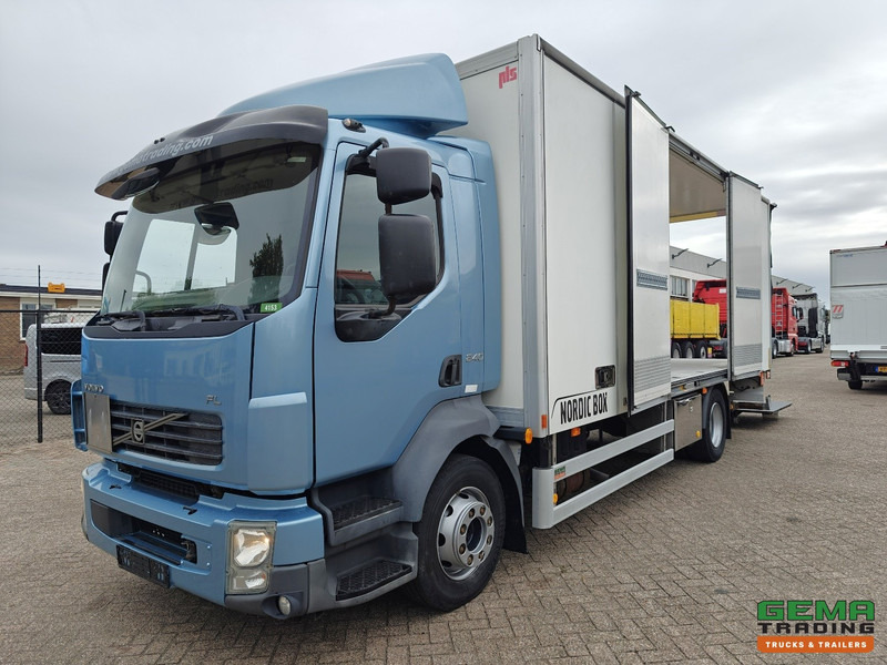 Volvo FL240 4x2 Dagcab Euro5 - 6CIL - Gesloten Opbouw 6.5m + Laadklep 1500KG - 129.000km Origineel - ZijDeuren - Lastbil med skåp: bild 1 Volvo FL240 4x2 Dagcab Euro5 - 6CIL - Gesloten Opbouw 6.5m + Laadklep 1500KG - 129.000km Origineel - ZijDeuren - Lastbil med skåp: bild 1