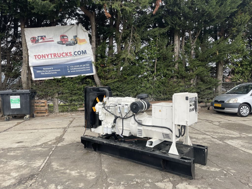 Perkins 100 KVA Generator 3 Phase Perkins 100 KVA Generator 3 Phase - Elgenerator: bild 1 Perkins 100 KVA Generator 3 Phase Perkins 100 KVA Generator 3 Phase - Elgenerator: bild 1