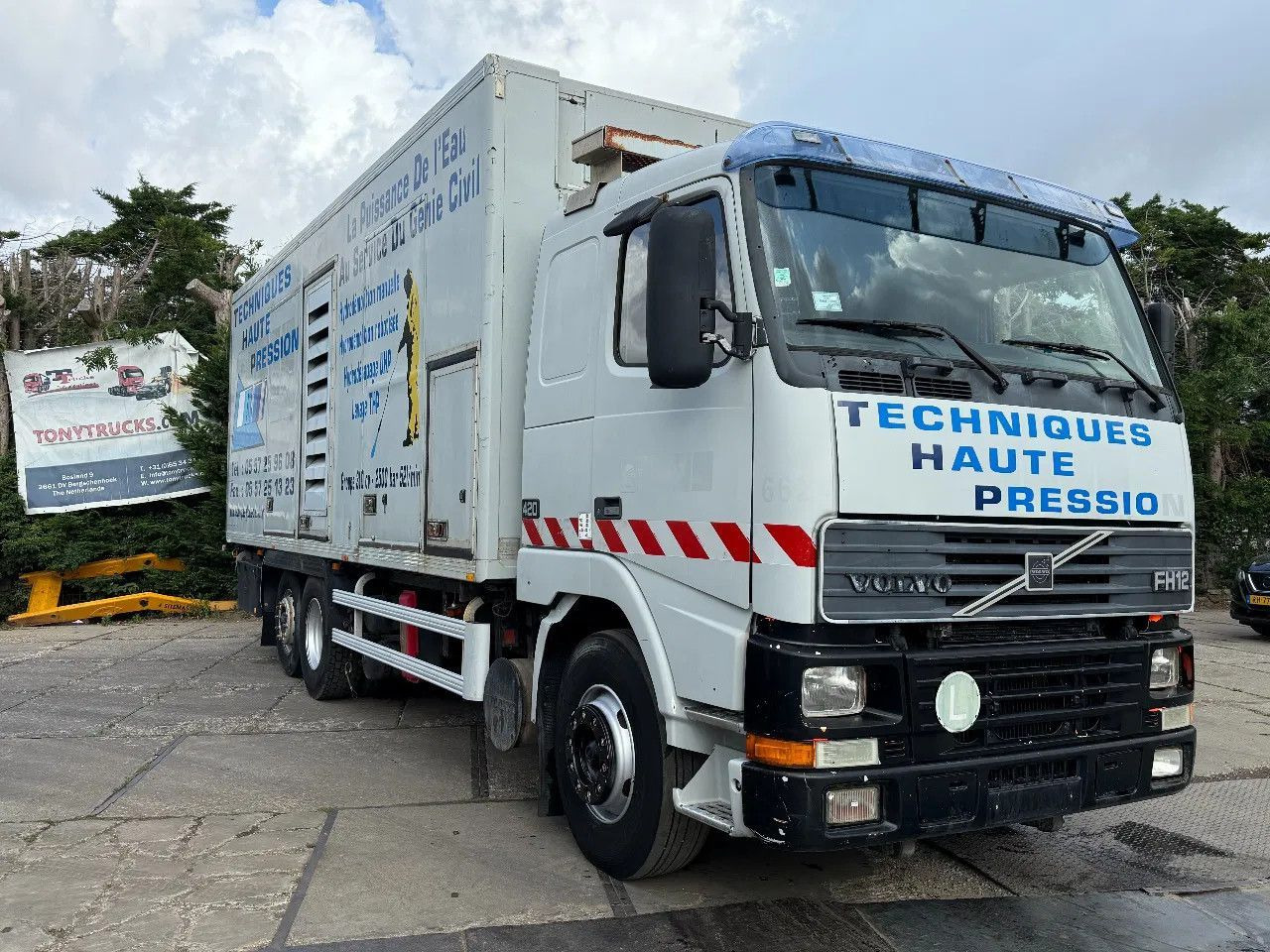 Volvo FH 12.420 6X2 Frigo Spring/Air Manual Gearbox TO - Kylbil lastbil: bild 1 Volvo FH 12.420 6X2 Frigo Spring/Air Manual Gearbox TO - Kylbil lastbil: bild 1