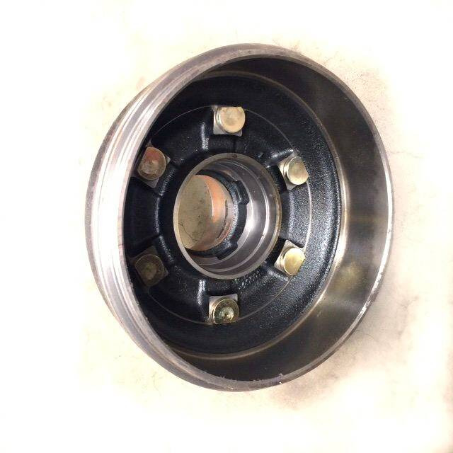 Drum brake for Caterpillar / Mitsubishi - Bromsdelar för Materialhanteringsutrustning: bild 1 Drum brake for Caterpillar / Mitsubishi - Bromsdelar för Materialhanteringsutrustning: bild 1