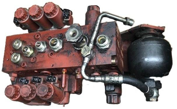 Hydraulic control valve for Linde - Hydraulventil för Materialhanteringsutrustning: bild 1 Hydraulic control valve for Linde - Hydraulventil för Materialhanteringsutrustning: bild 1