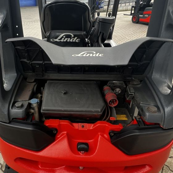 Linde E25L (387) - Eltruck: bild 3 Linde E25L (387) - Eltruck: bild 3