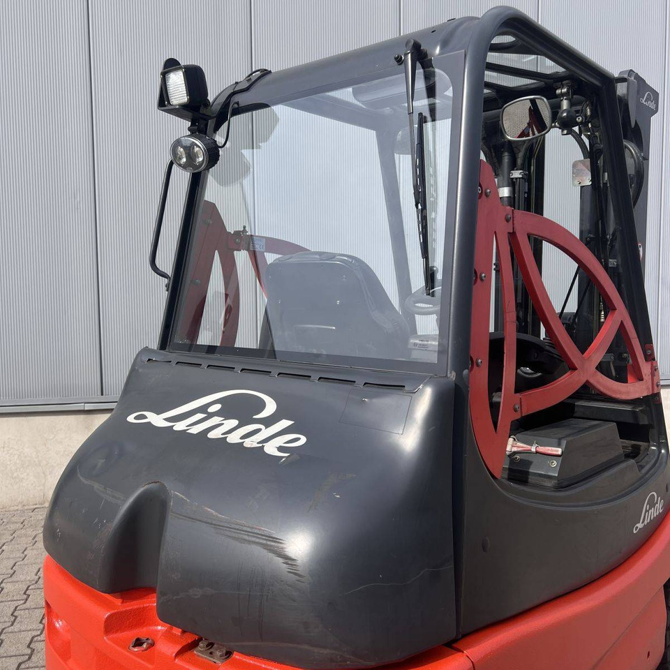 Linde E25S (336-03) - Eltruck: bild 5 Linde E25S (336-03) - Eltruck: bild 5