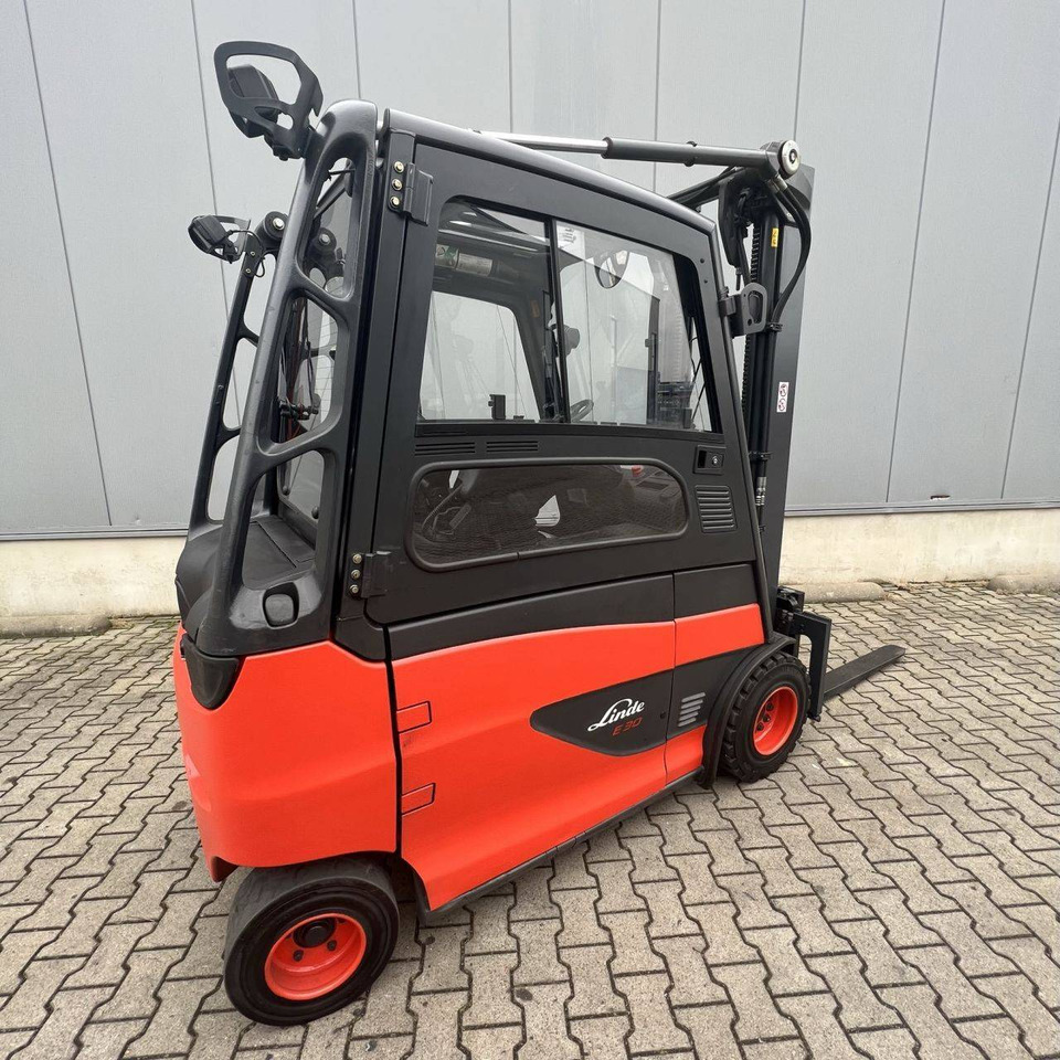 Linde E30/600 HL (387) - Eltruck: bild 2 Linde E30/600 HL (387) - Eltruck: bild 2