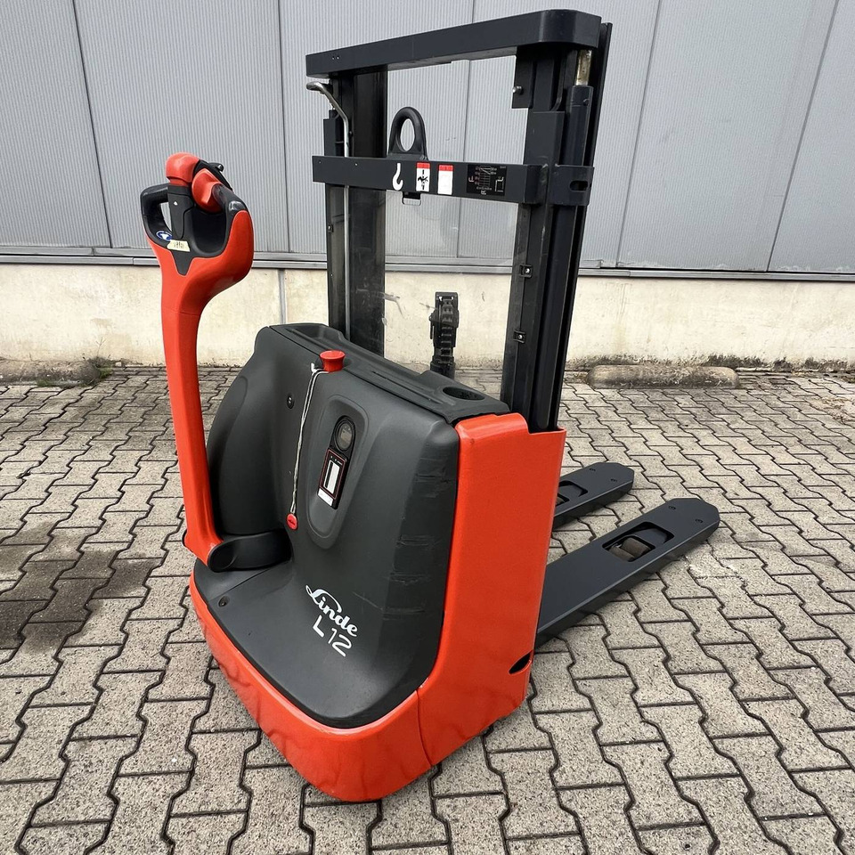 Linde L12 (1172) - Staplare: bild 1 Linde L12 (1172) - Staplare: bild 1