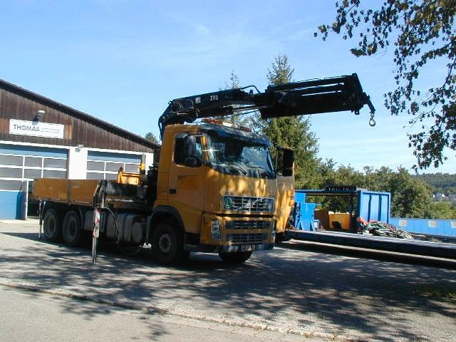 Volvo FH 12 6x4 - Flakbil, Kranbil: bild 4 Volvo FH 12 6x4 - Flakbil, Kranbil: bild 4