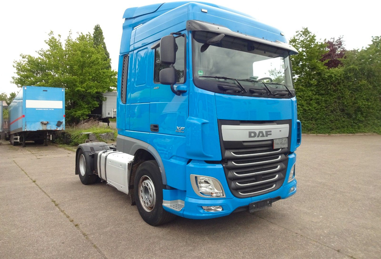 DAF XF 440, SC, Klima, 2 x Tank, Intarder, - Dragbil: bild 1 DAF XF 440, SC, Klima, 2 x Tank, Intarder, - Dragbil: bild 1