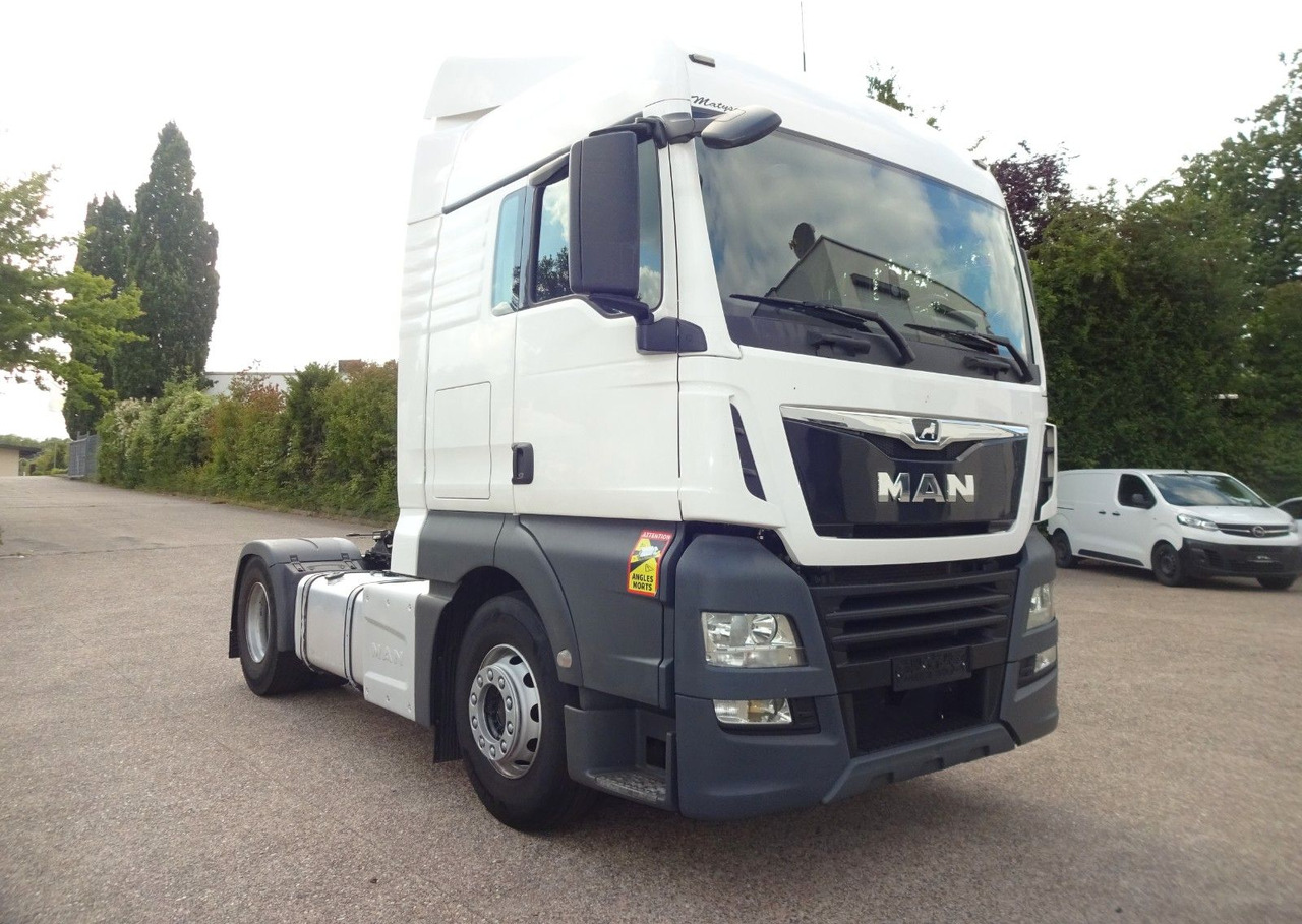 MAN 3 x TGX 18.470, XLX, Intarder, ACC, 2 Tank - Dragbil: bild 2 MAN 3 x TGX 18.470, XLX, Intarder, ACC, 2 Tank - Dragbil: bild 2