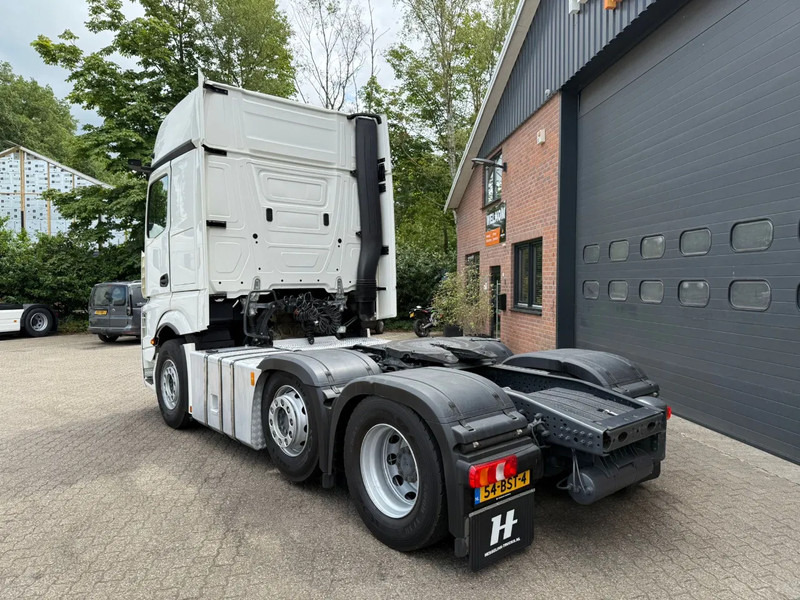 Mercedes-Benz Actros 2545 6X2 Gigaspace Standairco NL Truck 327.240KM Gestuurde voorloopas - Dragbil: bild 4 Mercedes-Benz Actros 2545 6X2 Gigaspace Standairco NL Truck 327.240KM Gestuurde voorloopas - Dragbil: bild 4