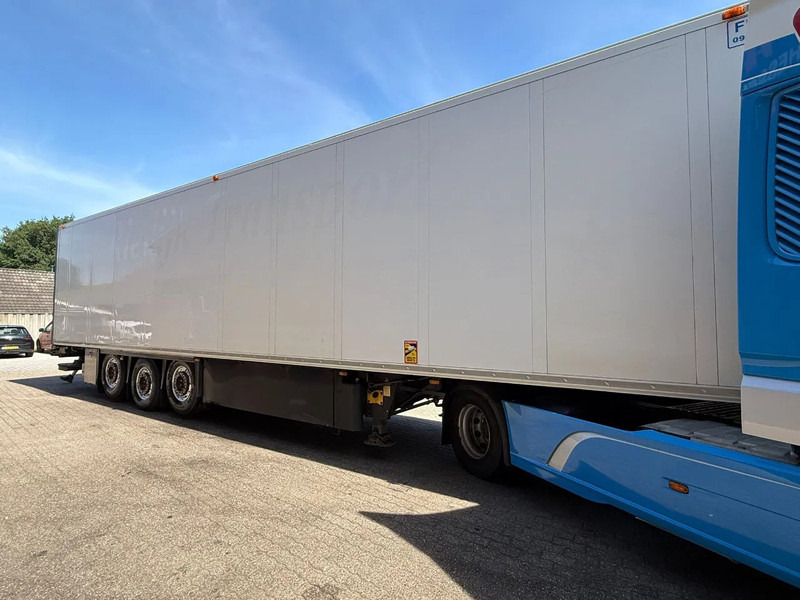 Schmitz Cargobull Carrier Vector 1850MT Multi Temp Alcoa 2x Liftas 250B 265H - Isotermiska semitrailer: bild 4 Schmitz Cargobull Carrier Vector 1850MT Multi Temp Alcoa 2x Liftas 250B 265H - Isotermiska semitrailer: bild 4