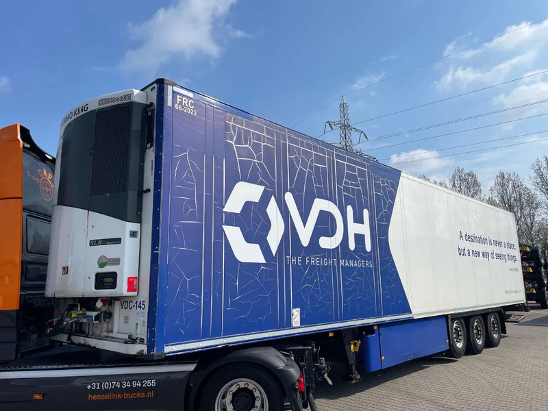 Schmitz Cargobull SKO 24 Thermo King SLX Spectrum Multi temp Dhollandia LBW 2T 270H 250B - Isotermiska semitrailer: bild 1 Schmitz Cargobull SKO 24 Thermo King SLX Spectrum Multi temp Dhollandia LBW 2T 270H 250B - Isotermiska semitrailer: bild 1