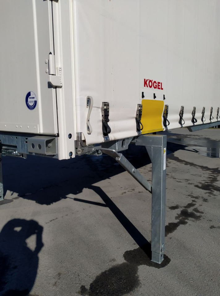 Kögel BDF-System, 7.450 mm lang. - Kapell växelflak: bild 1 Kögel BDF-System, 7.450 mm lang. - Kapell växelflak: bild 1