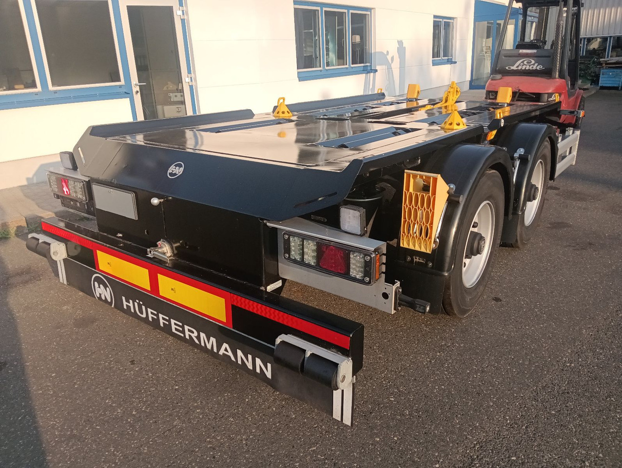 Hüffermann 2-ACHS-MINI-CARRIER MULTIFIX verzinkt NEU BPW Hüffermann 2-ACHS-MINI-CARRIER MULTIFIX verzinkt NEU BPW - Lastväxlarsläp/ Liftdumpersläp: bild 1 Hüffermann 2-ACHS-MINI-CARRIER MULTIFIX verzinkt NEU BPW Hüffermann 2-ACHS-MINI-CARRIER MULTIFIX verzinkt NEU BPW - Lastväxlarsläp/ Liftdumpersläp: bild 1