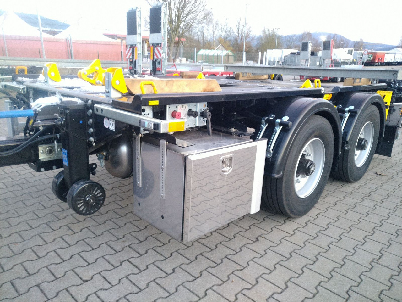Hüffermann 2-ACHS-MINI-CARRIER MULTIFIX verzinkt NEU BPW Hüffermann 2-ACHS-MINI-CARRIER MULTIFIX verzinkt NEU BPW - Lastväxlarsläp/ Liftdumpersläp: bild 1 Hüffermann 2-ACHS-MINI-CARRIER MULTIFIX verzinkt NEU BPW Hüffermann 2-ACHS-MINI-CARRIER MULTIFIX verzinkt NEU BPW - Lastväxlarsläp/ Liftdumpersläp: bild 1