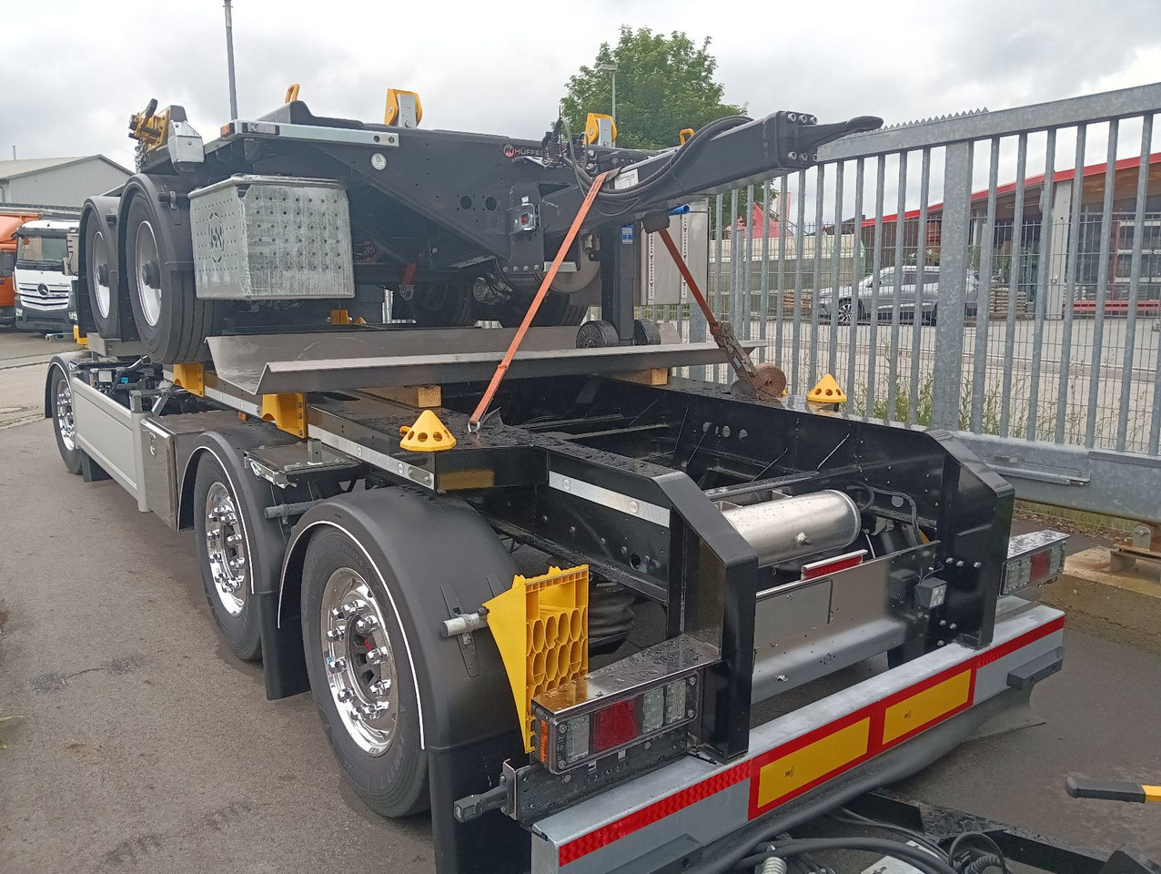 Hüffermann 3-A VARIO-CARRIER SAF NEU VERZINKT LiftAlufelgen - Lastväxlarsläp/ Liftdumpersläp: bild 4 Hüffermann 3-A VARIO-CARRIER SAF NEU VERZINKT LiftAlufelgen - Lastväxlarsläp/ Liftdumpersläp: bild 4