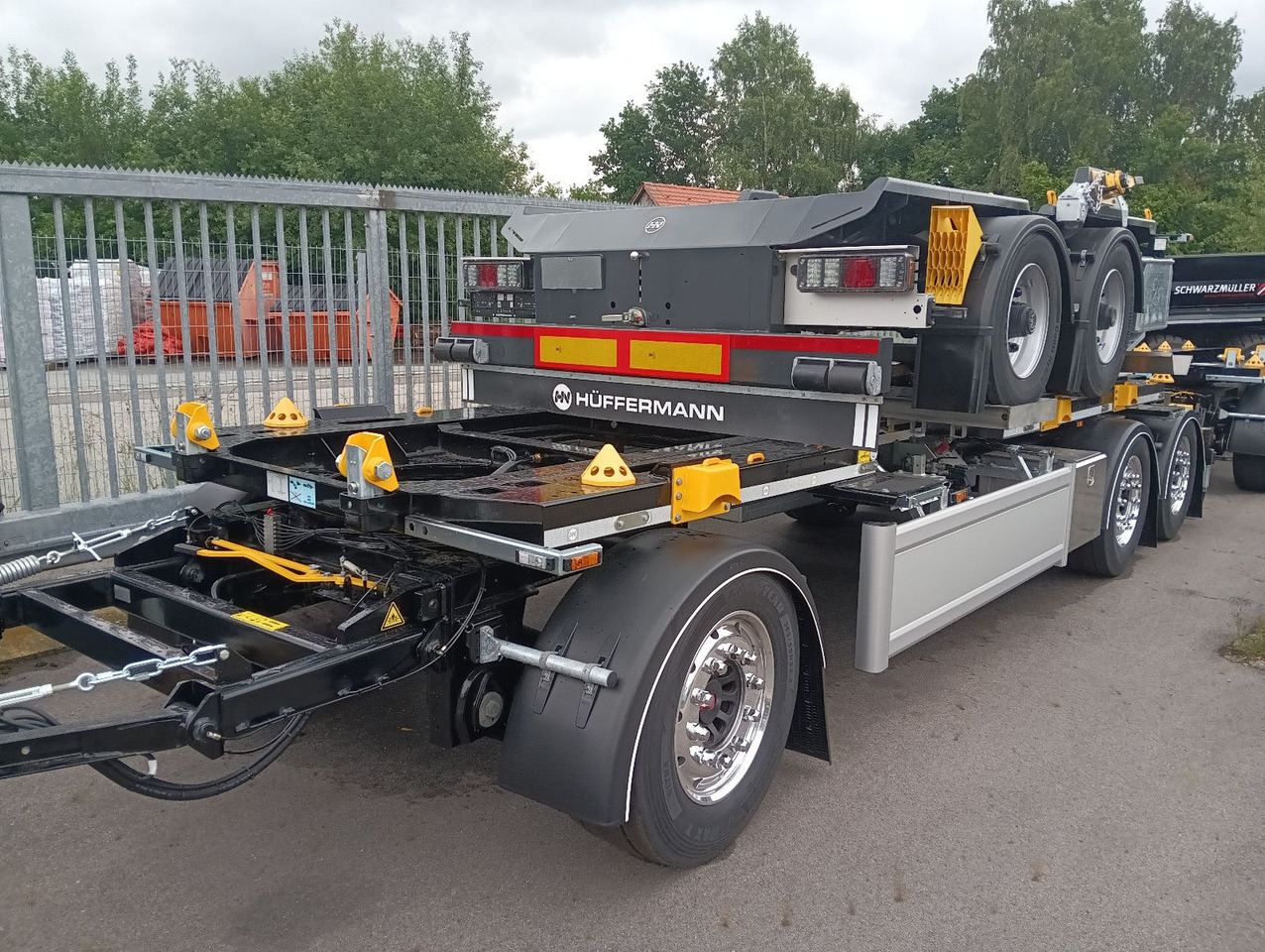 Hüffermann 3-A VARIO-CARRIER SAF NEU VERZINKT LiftAlufelgen - Lastväxlarsläp/ Liftdumpersläp: bild 3 Hüffermann 3-A VARIO-CARRIER SAF NEU VERZINKT LiftAlufelgen - Lastväxlarsläp/ Liftdumpersläp: bild 3