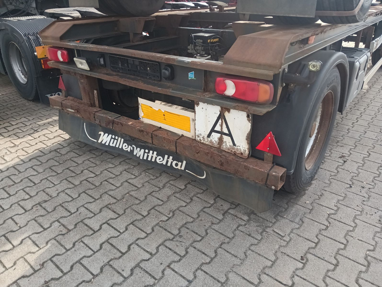Müller-Mitteltal RA18 Abrollanhänger 7m BPW Trommel TÜV 5/2025 Müller-Mitteltal RA18 Abrollanhänger 7m BPW Trommel TÜV 5/2025 - Lastväxlarsläp/ Liftdumpersläp: bild 1 Müller-Mitteltal RA18 Abrollanhänger 7m BPW Trommel TÜV 5/2025 Müller-Mitteltal RA18 Abrollanhänger 7m BPW Trommel TÜV 5/2025 - Lastväxlarsläp/ Liftdumpersläp: bild 1
