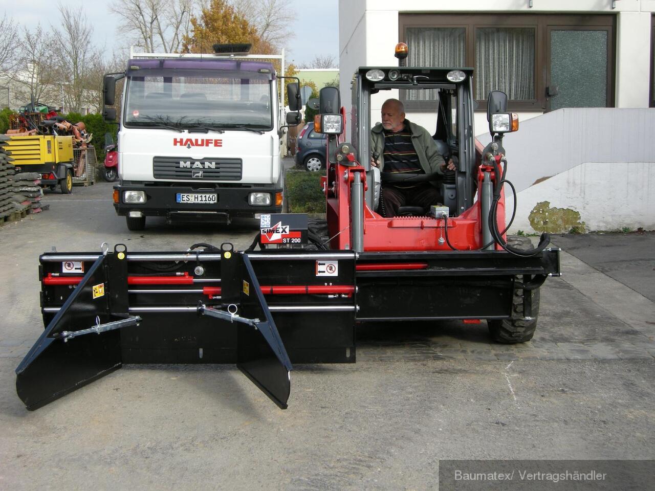 SIMEX ST200 Asphaltverteiler für Lader!! NEU!! - Asfaltfräs för Asfaltmaskin: bild 1 SIMEX ST200 Asphaltverteiler für Lader!! NEU!! - Asfaltfräs för Asfaltmaskin: bild 1