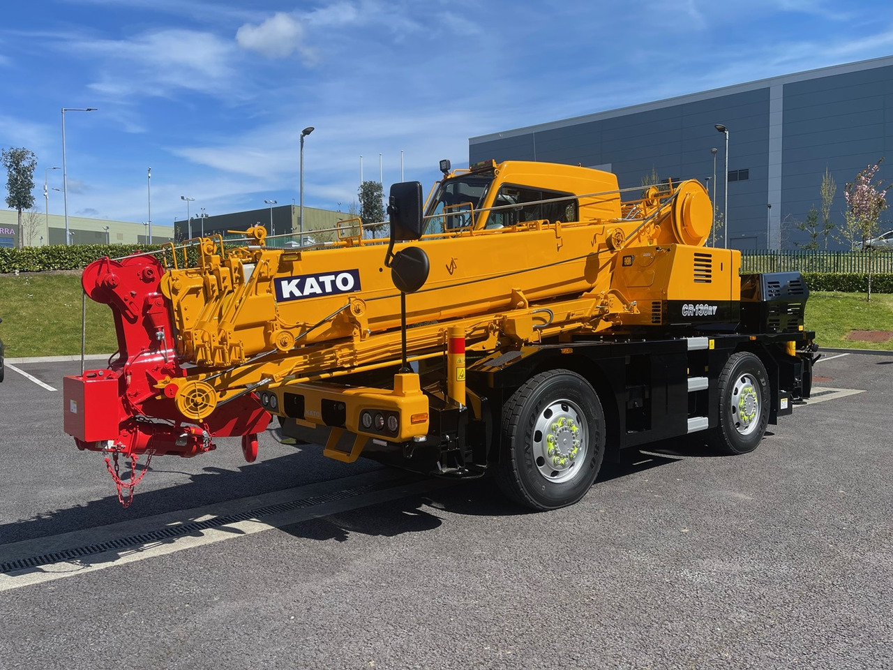KATO CR-130Rv - 13 Ton Crane - Joystick Control & Stage V Engine - Mobilkran: bild 1 KATO CR-130Rv - 13 Ton Crane - Joystick Control & Stage V Engine - Mobilkran: bild 1