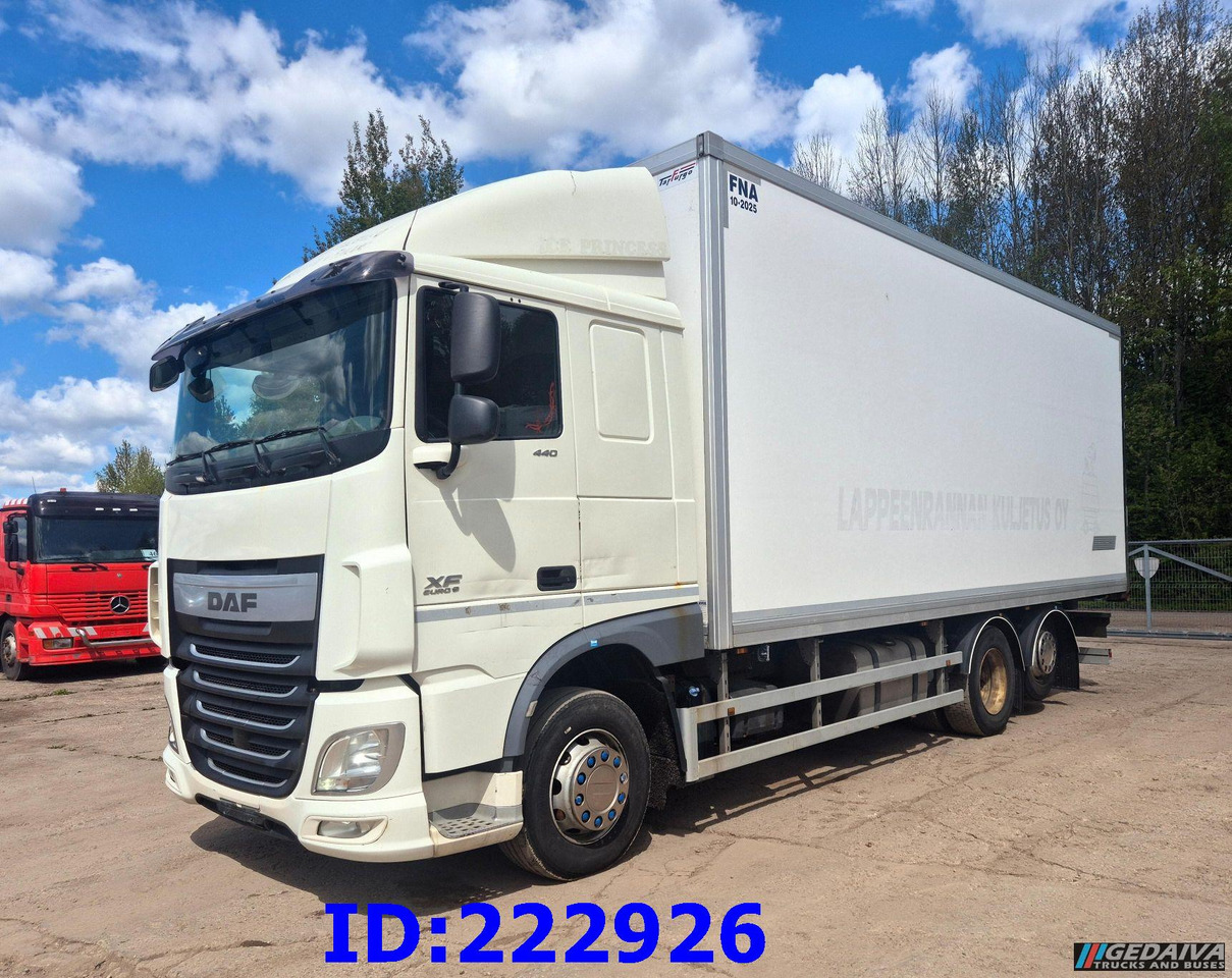 DAF XF 106 440 FAR 6x2 Euro6 - Isotermiska lastbil: bild 3 DAF XF 106 440 FAR 6x2 Euro6 - Isotermiska lastbil: bild 3