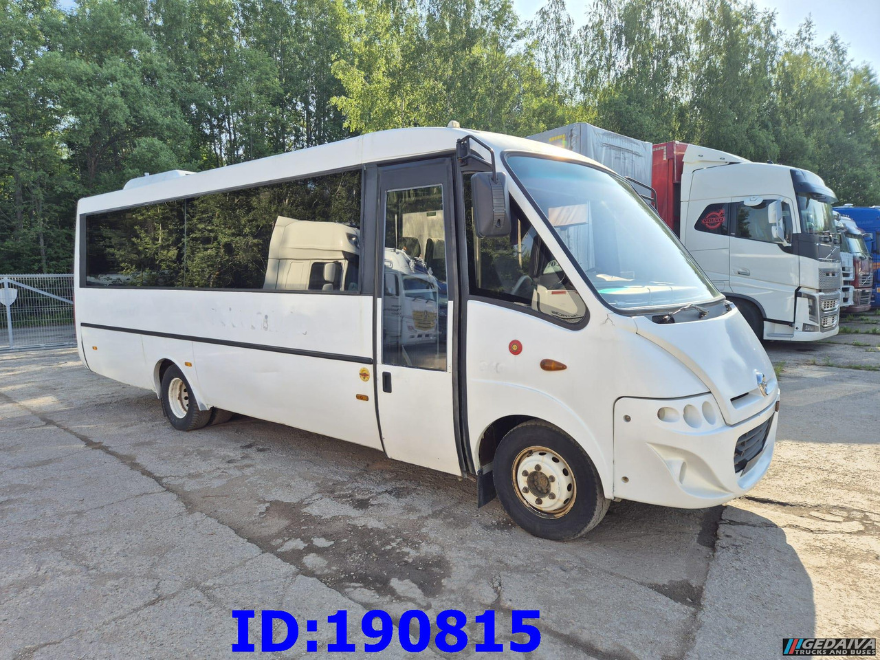 IVECO 65c18 Thesi Kapena 27place (Engine problem) - Turistbuss: bild 1 IVECO 65c18 Thesi Kapena 27place (Engine problem) - Turistbuss: bild 1