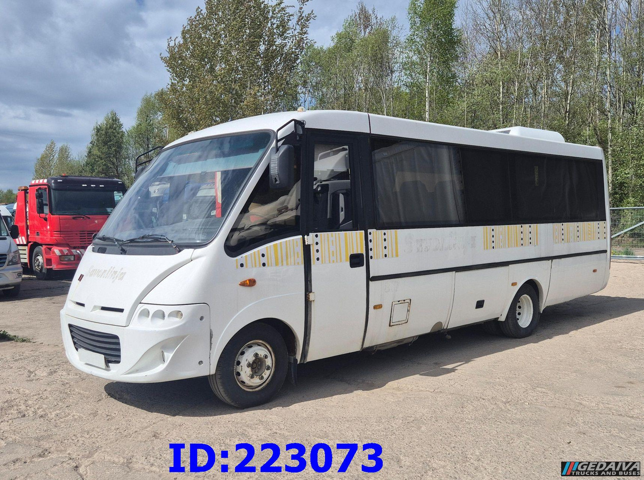 IVECO Thesi 65C18 27place - Turistbuss: bild 1 IVECO Thesi 65C18 27place - Turistbuss: bild 1
