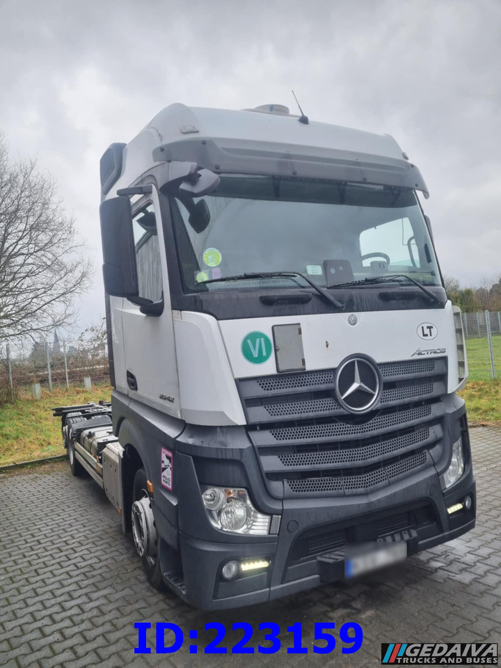 MERCEDES-BENZ Actros 2542 BDF 6x2 Euro6 - Chassi lastbil: bild 1 MERCEDES-BENZ Actros 2542 BDF 6x2 Euro6 - Chassi lastbil: bild 1