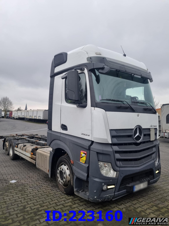 MERCEDES-BENZ Actros 2542 BDF Euro6 - Chassi lastbil: bild 2 MERCEDES-BENZ Actros 2542 BDF Euro6 - Chassi lastbil: bild 2