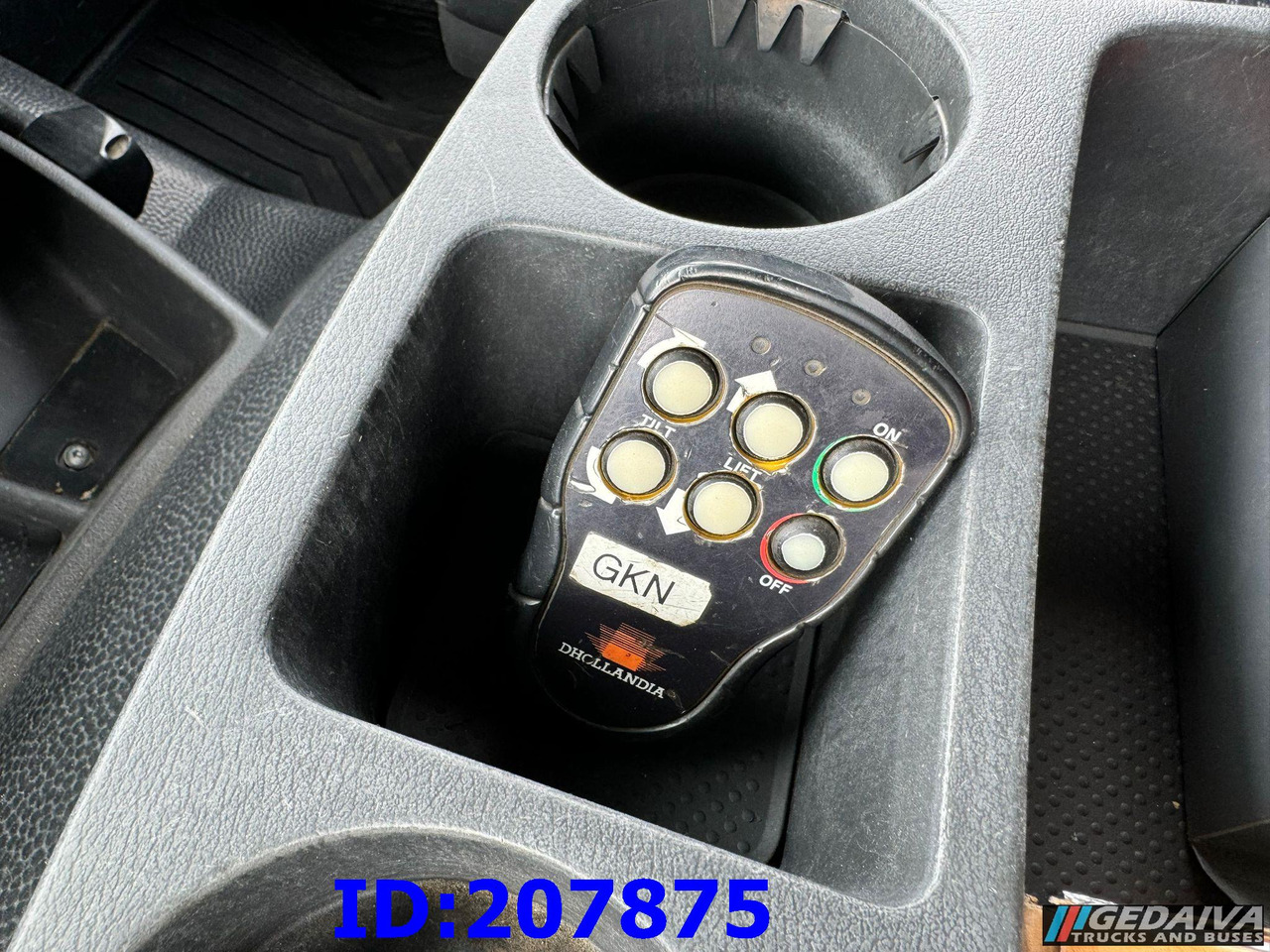 Isotermiska lastbil MERCEDES-BENZ Axor 1829 - Euro5 - Manual: bild 17