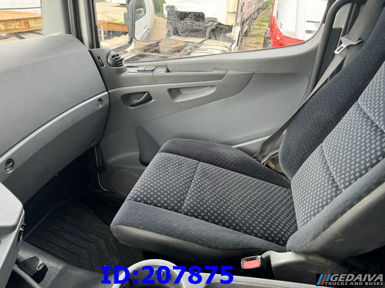 Isotermiska lastbil MERCEDES-BENZ Axor 1829 - Euro5 - Manual: bild 19