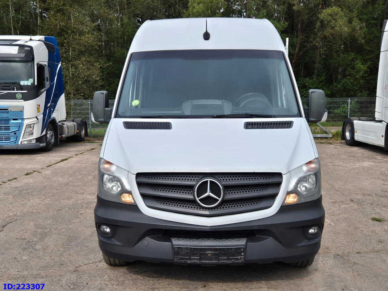 MERCEDES-BENZ Sprinter 316 Euro6 - Dubbelhytt transportbil: bild 2 MERCEDES-BENZ Sprinter 316 Euro6 - Dubbelhytt transportbil: bild 2