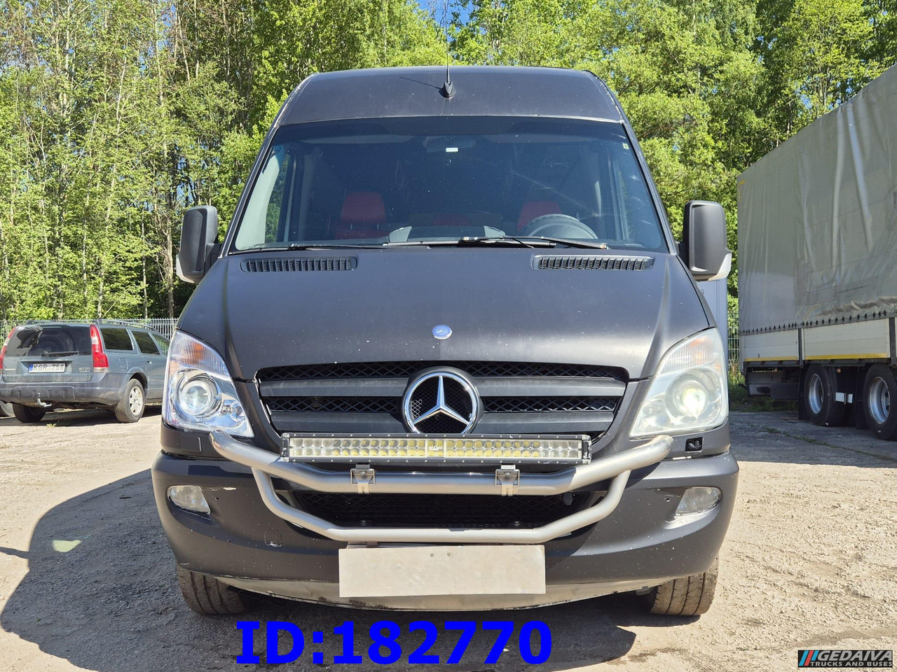 MERCEDES-BENZ Sprinter 319 VIP Euro5 - Turistbuss: bild 2 MERCEDES-BENZ Sprinter 319 VIP Euro5 - Turistbuss: bild 2
