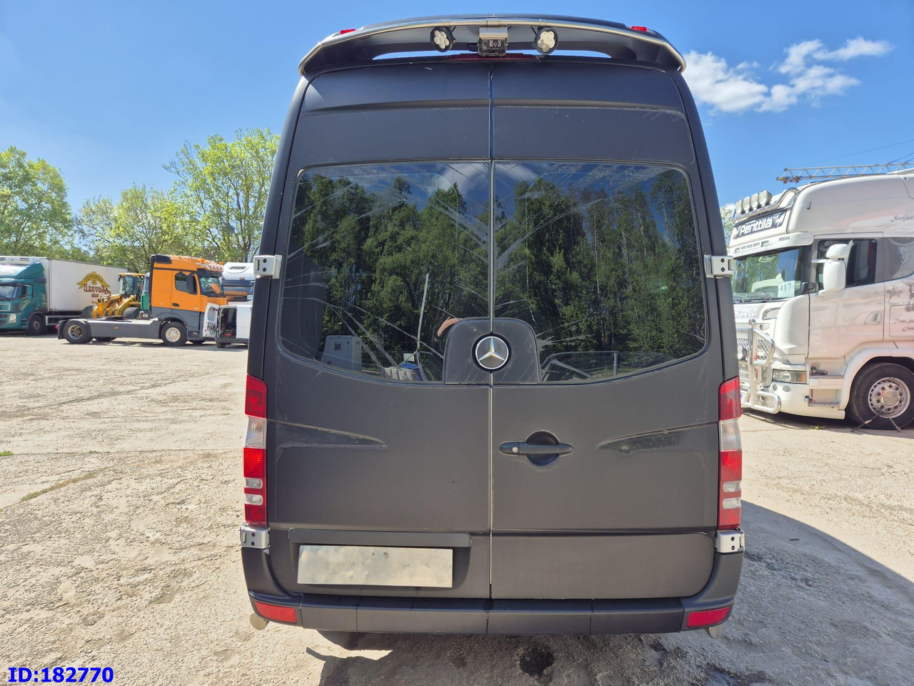 MERCEDES-BENZ Sprinter 319 VIP Euro5 - Turistbuss: bild 5 MERCEDES-BENZ Sprinter 319 VIP Euro5 - Turistbuss: bild 5
