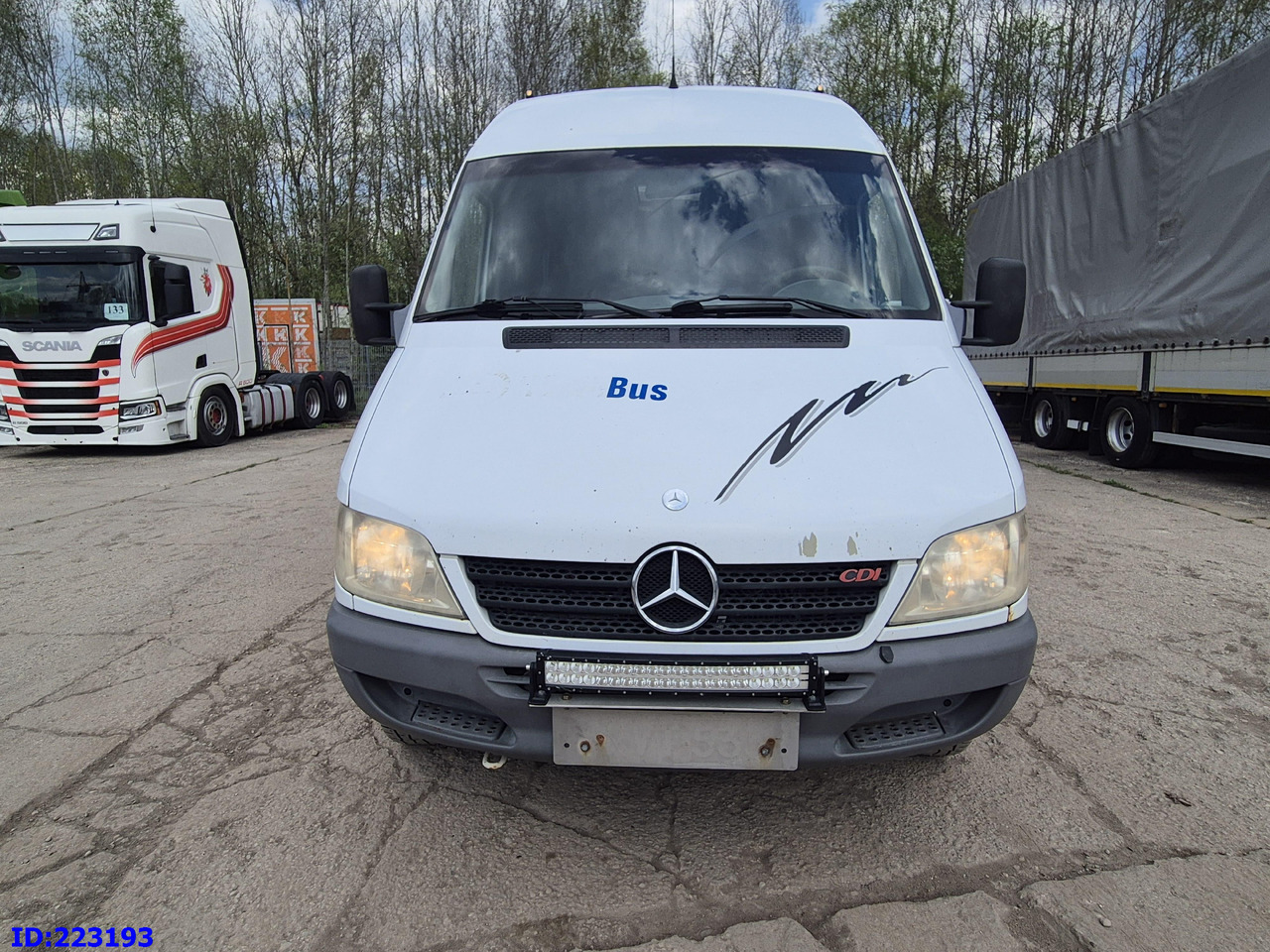 MERCEDES-BENZ Sprinter 416 VIP AC 17-seater - Turistbuss: bild 2 MERCEDES-BENZ Sprinter 416 VIP AC 17-seater - Turistbuss: bild 2