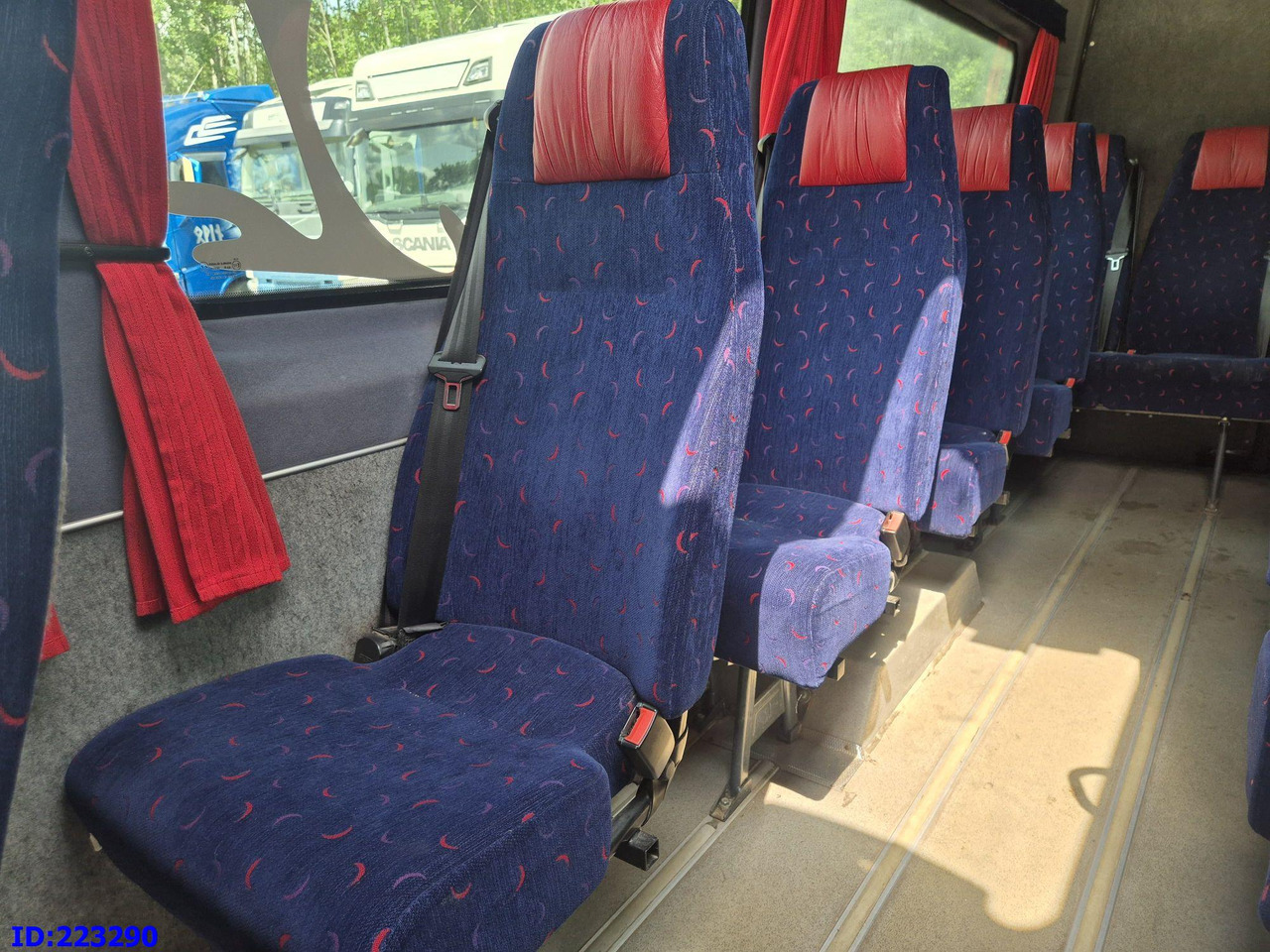 Turistbuss MERCEDES-BENZ Sprinter 515 - 23 places: bild 17