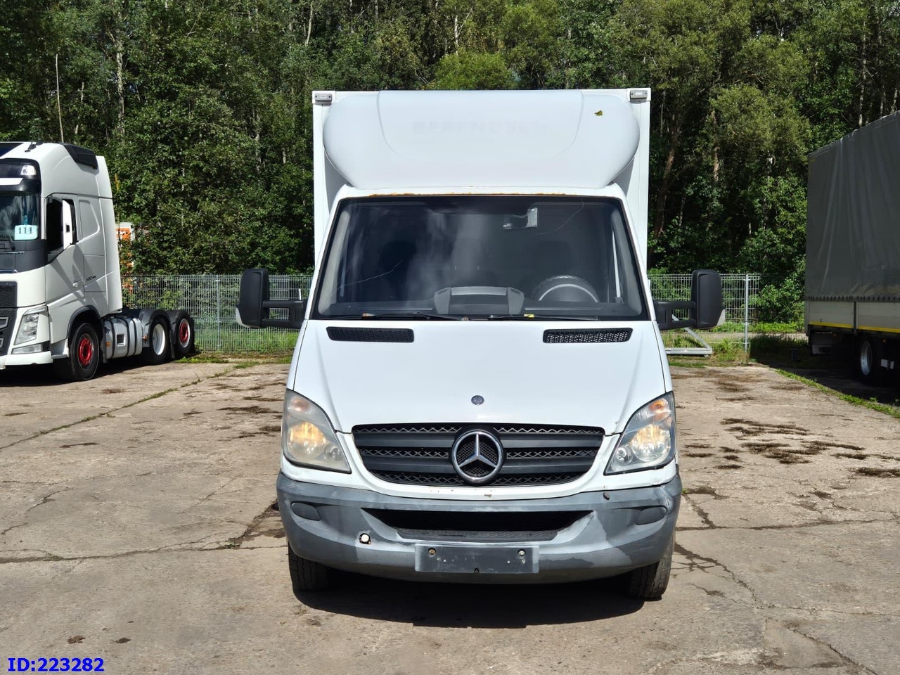 MERCEDES-BENZ Sprinter 516 SUPER - Volymskåp: bild 2 MERCEDES-BENZ Sprinter 516 SUPER - Volymskåp: bild 2