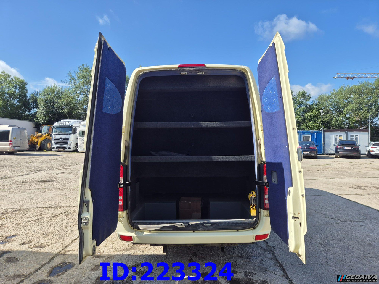 MERCEDES-BENZ Sprinter 516 XXL 20 place Euro6 - Turistbuss: bild 5 MERCEDES-BENZ Sprinter 516 XXL 20 place Euro6 - Turistbuss: bild 5