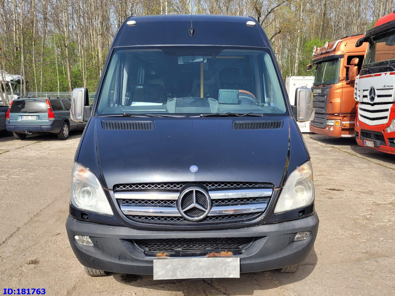 MERCEDES-BENZ Sprinter 518 - VIP - 17 Seater - Turistbuss: bild 2 MERCEDES-BENZ Sprinter 518 - VIP - 17 Seater - Turistbuss: bild 2