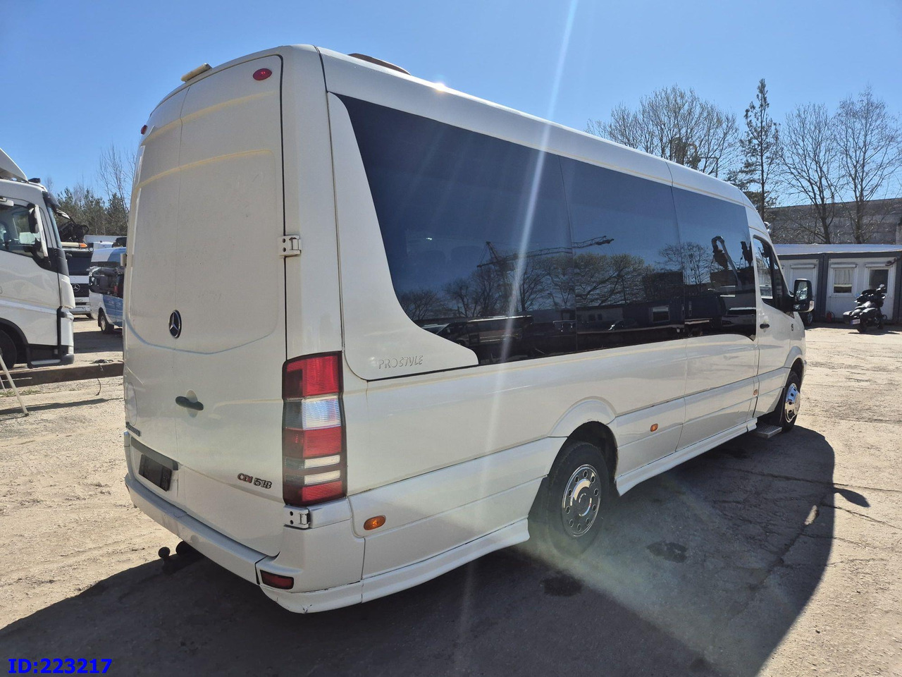 MERCEDES-BENZ Sprinter 518 VIP Prostyle 17-Place (Motor defekt) - Turistbuss: bild 4 MERCEDES-BENZ Sprinter 518 VIP Prostyle 17-Place (Motor defekt) - Turistbuss: bild 4