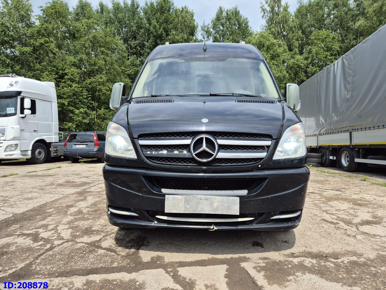MERCEDES-BENZ Sprinter 519 -VIP- 17 places - Turistbuss: bild 2 MERCEDES-BENZ Sprinter 519 -VIP- 17 places - Turistbuss: bild 2