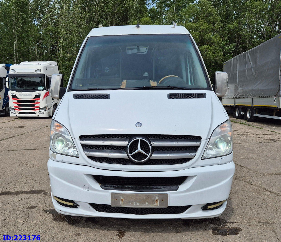 MERCEDES-BENZ Sprinter 519 VIP Luxury - Minibuss, Persontransport: bild 2 MERCEDES-BENZ Sprinter 519 VIP Luxury - Minibuss, Persontransport: bild 2