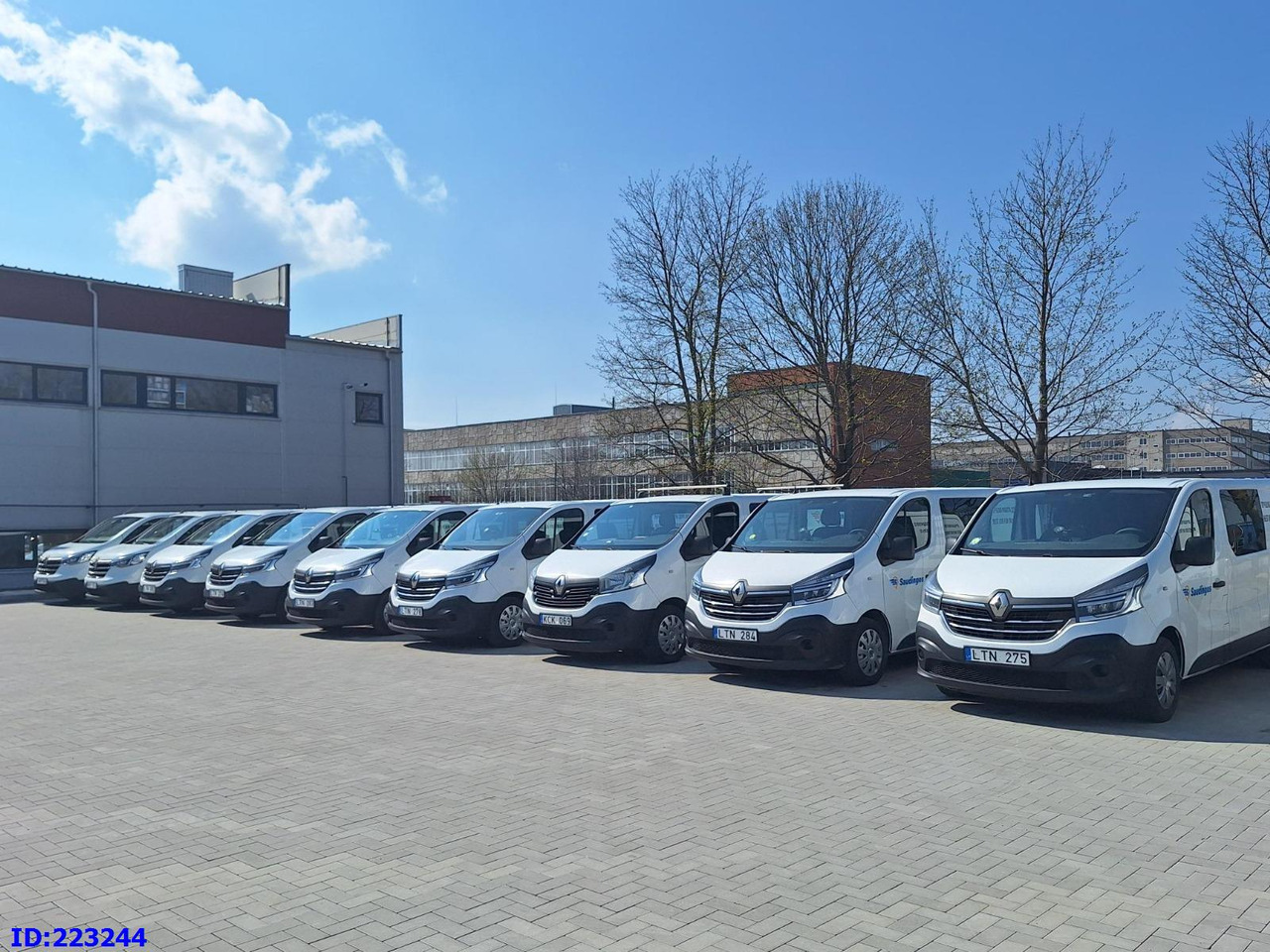 RENAULT Trafic (6pcs. available) - Dubbelhytt transportbil: bild 4 RENAULT Trafic (6pcs. available) - Dubbelhytt transportbil: bild 4