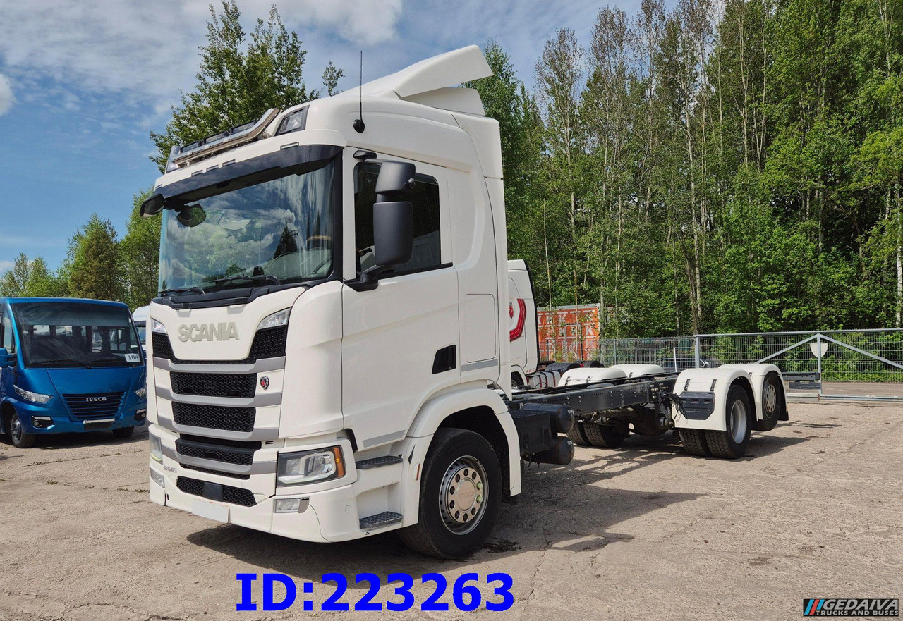 SCANIA R540 6x2 Retarder - Chassi lastbil: bild 1 SCANIA R540 6x2 Retarder - Chassi lastbil: bild 1