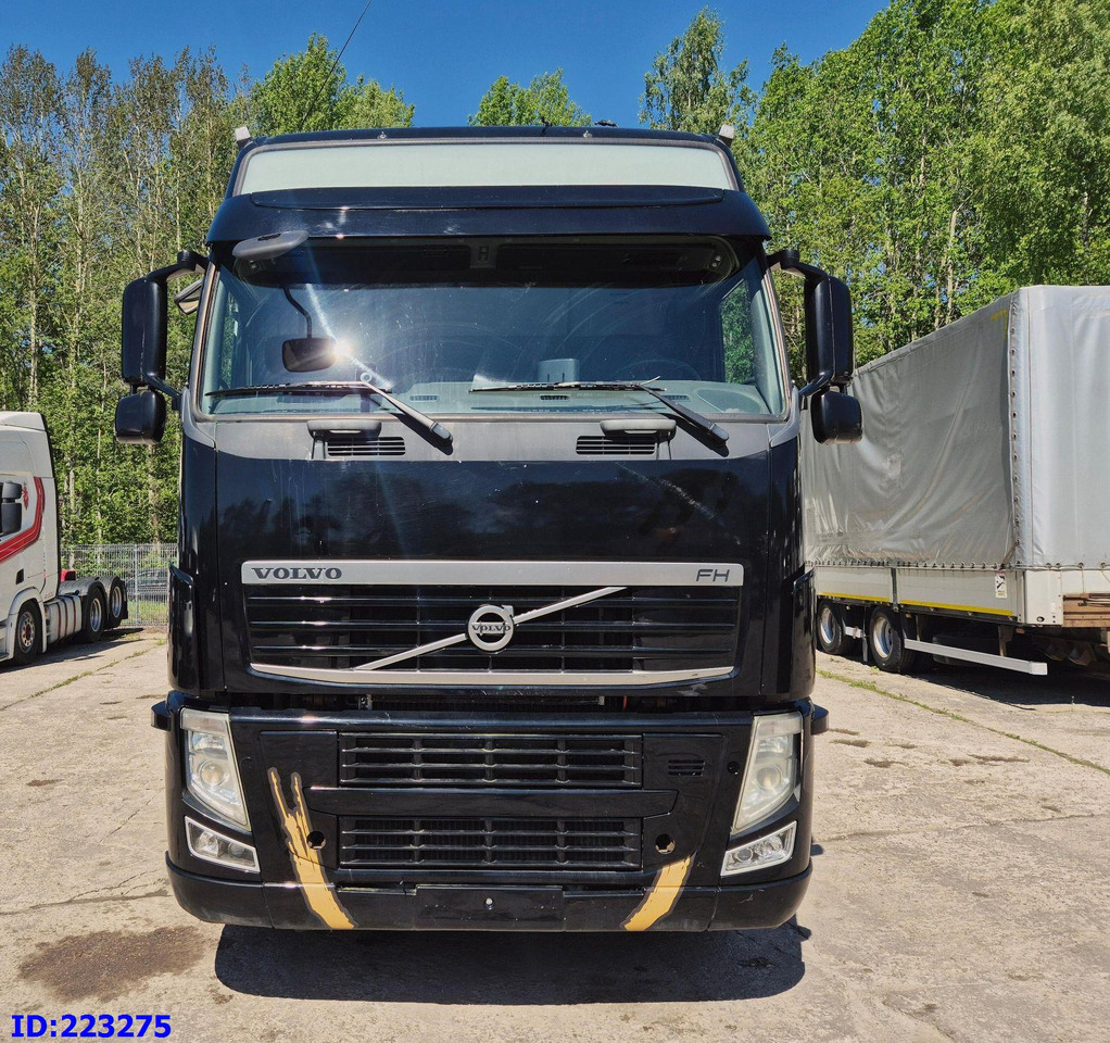 VOLVO FH13 540HP 8X4 (Steering axle) RETARDER - Chassi lastbil: bild 2 VOLVO FH13 540HP 8X4 (Steering axle) RETARDER - Chassi lastbil: bild 2