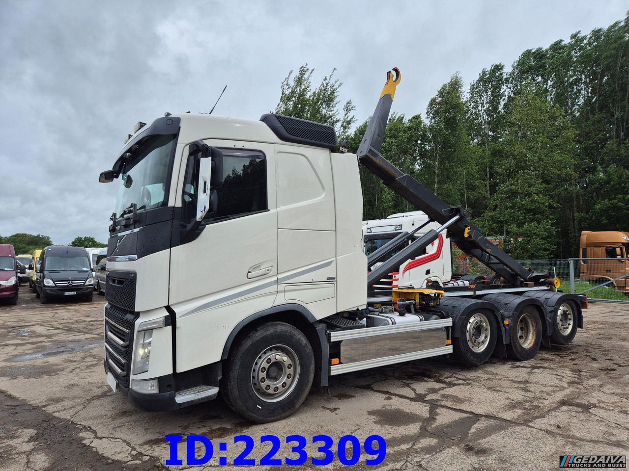 VOLVO FH13 540HP 8x2 Hook lift (2axles steering - 2 axles lifting) - Lastväxlare lastbil: bild 1 VOLVO FH13 540HP 8x2 Hook lift (2axles steering - 2 axles lifting) - Lastväxlare lastbil: bild 1