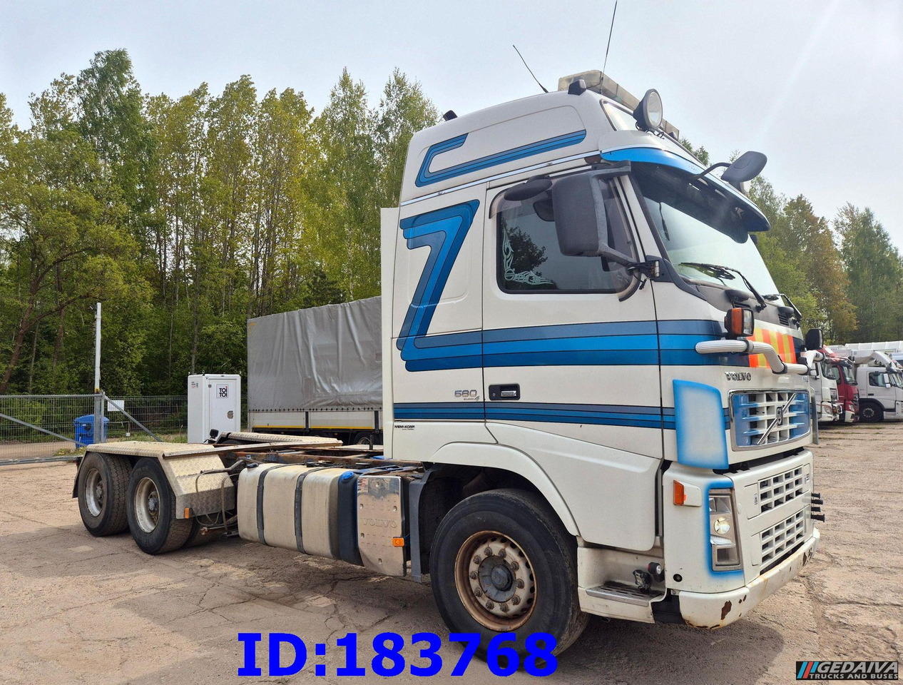 VOLVO FH16 580HP 6x4 BigAxles - Chassi lastbil: bild 4 VOLVO FH16 580HP 6x4 BigAxles - Chassi lastbil: bild 4