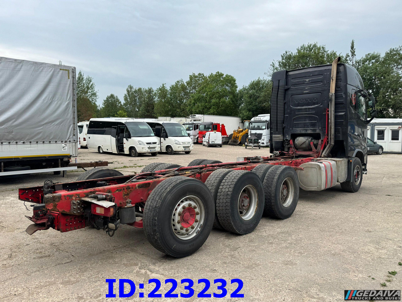 VOLVO FH16 700HP 8X4 Big Axles - Chassi lastbil: bild 5 VOLVO FH16 700HP 8X4 Big Axles - Chassi lastbil: bild 5