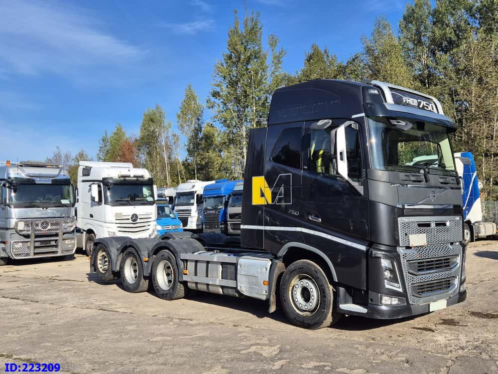 VOLVO FH16 750HP 8x4 Steering axle - Chassi lastbil: bild 4 VOLVO FH16 750HP 8x4 Steering axle - Chassi lastbil: bild 4