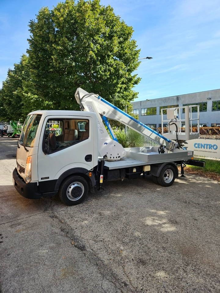 Multitel ALU 145 - Billift: bild 2 Multitel ALU 145 - Billift: bild 2