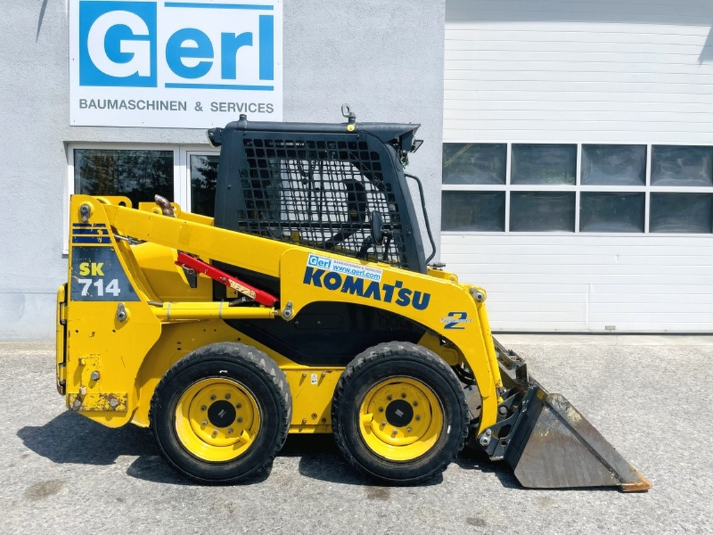 Komatsu SK714 (4012) - Kompaktlastare/ Slirstyrda lastare: bild 2 Komatsu SK714 (4012) - Kompaktlastare/ Slirstyrda lastare: bild 2